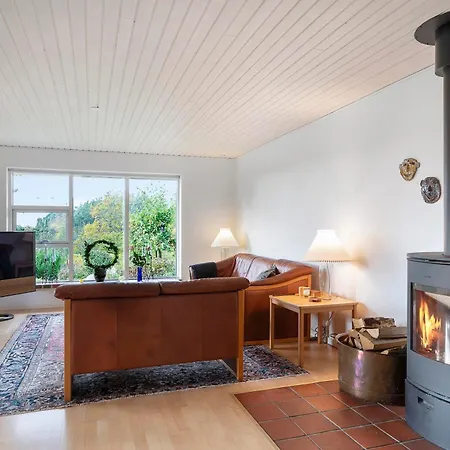 Lovely For 6 People In Feriehus