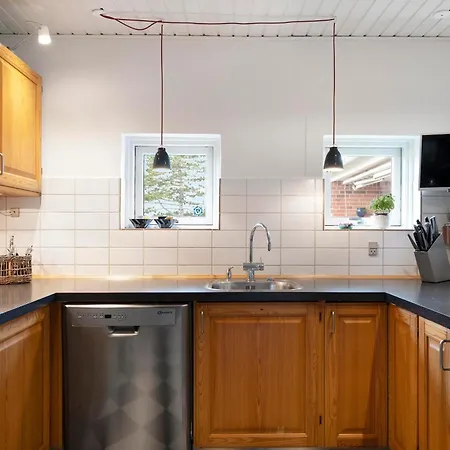 Lovely For 6 People In Feriehus *