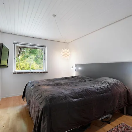 Feriehus Lovely For 6 People In *